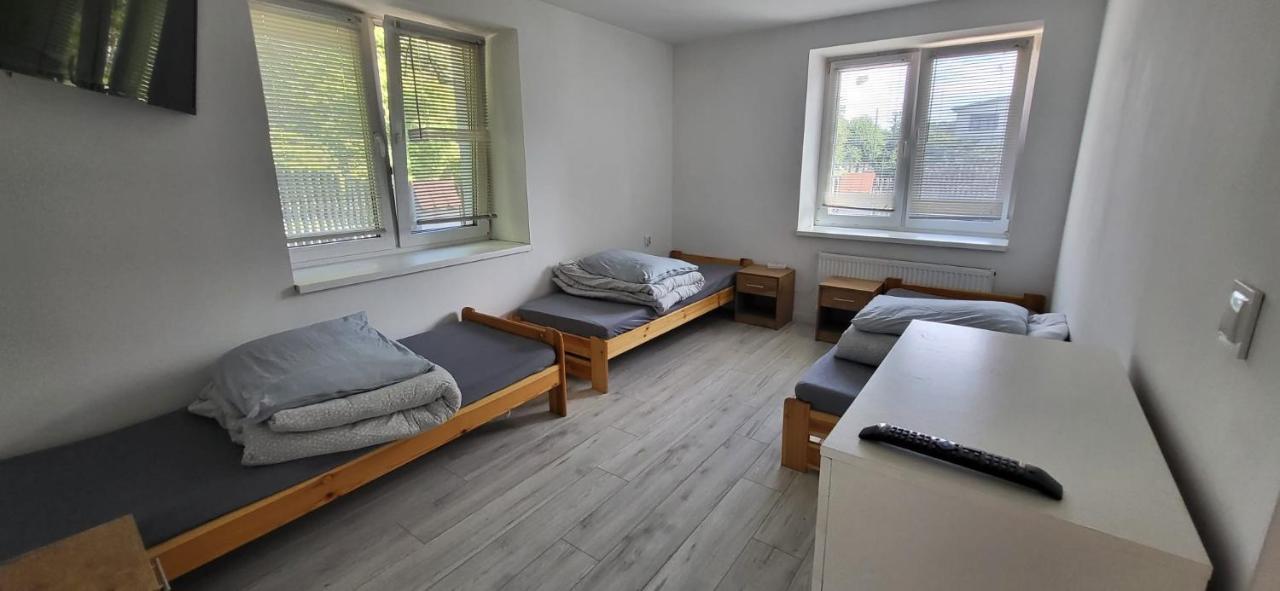Noclegi Tuszyn Eksteriør billede